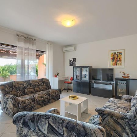 Apartment Viktor بولا المظهر الخارجي الصورة